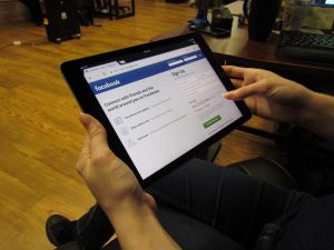 Facebook Ipad Tablet Facebook Ipad Tablet